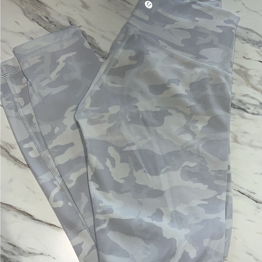 Lululemon Camo Leggings size 4